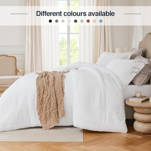 White Queen Comforter Set - 3 Piece Seersucker Bedding