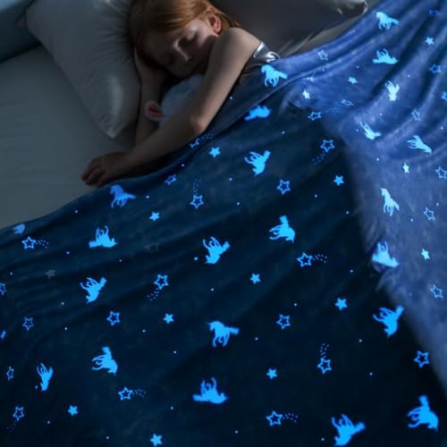 Elegear Kids Cooling Blanket with Glow in The Dark Design