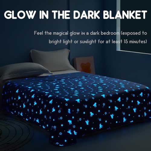Elegear Kids Cooling Blanket with Glow in The Dark Design