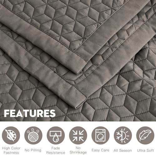 Blythease Oversized King Bedspread 128x120 Brown