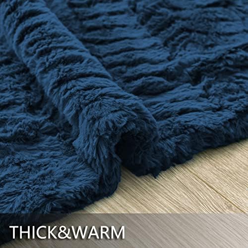 YUSOKI 2-Layer Faux Fur Throw Blanket - Navy Blue 50 x 63
