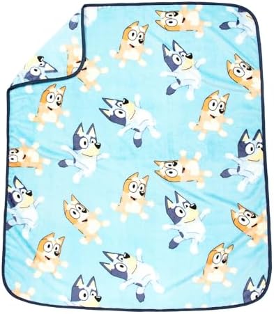 Jay Franco Bluey Plush Pillow Throw Blanket Set