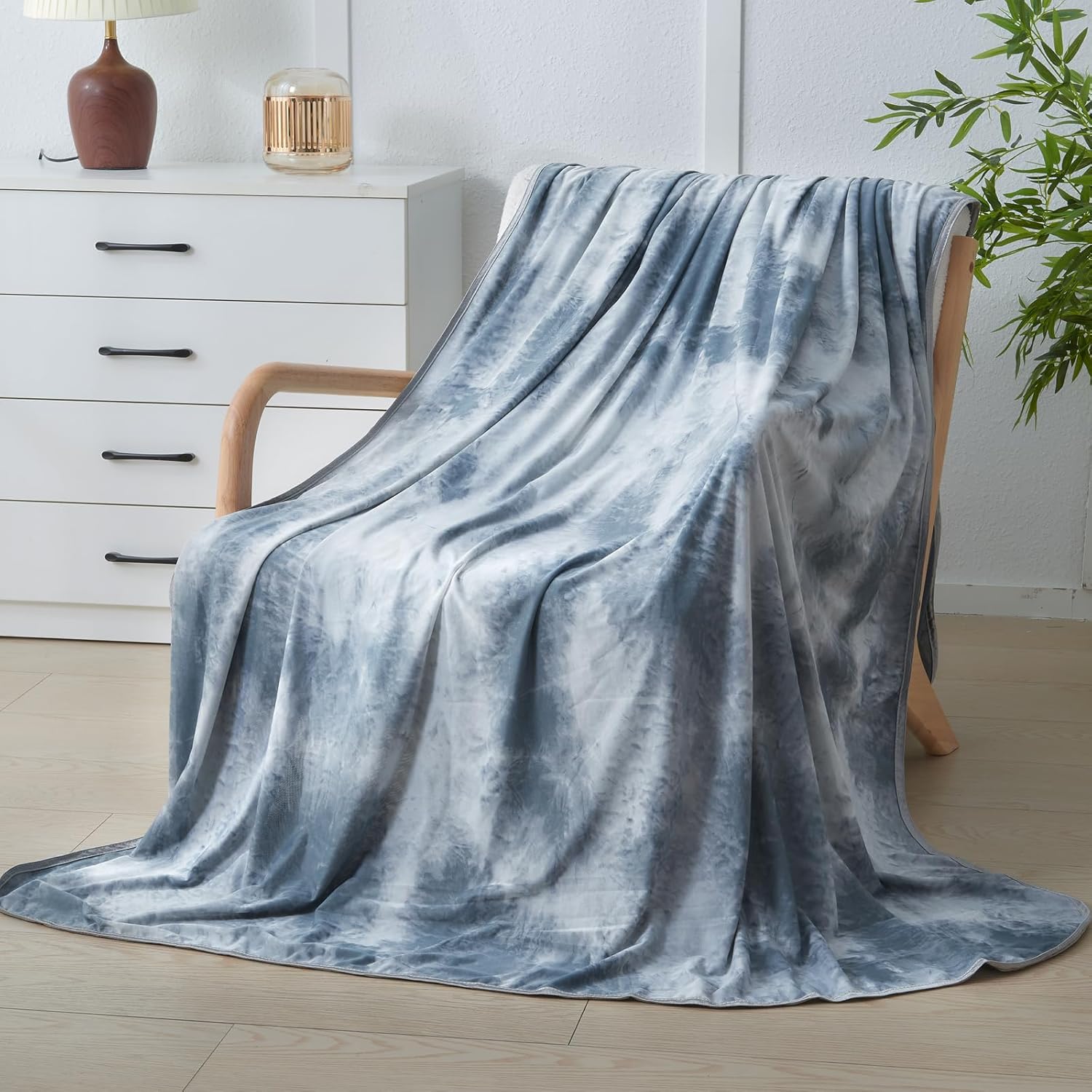 Cooling Blanket for Hot Sleepers 50x70 Throw Size