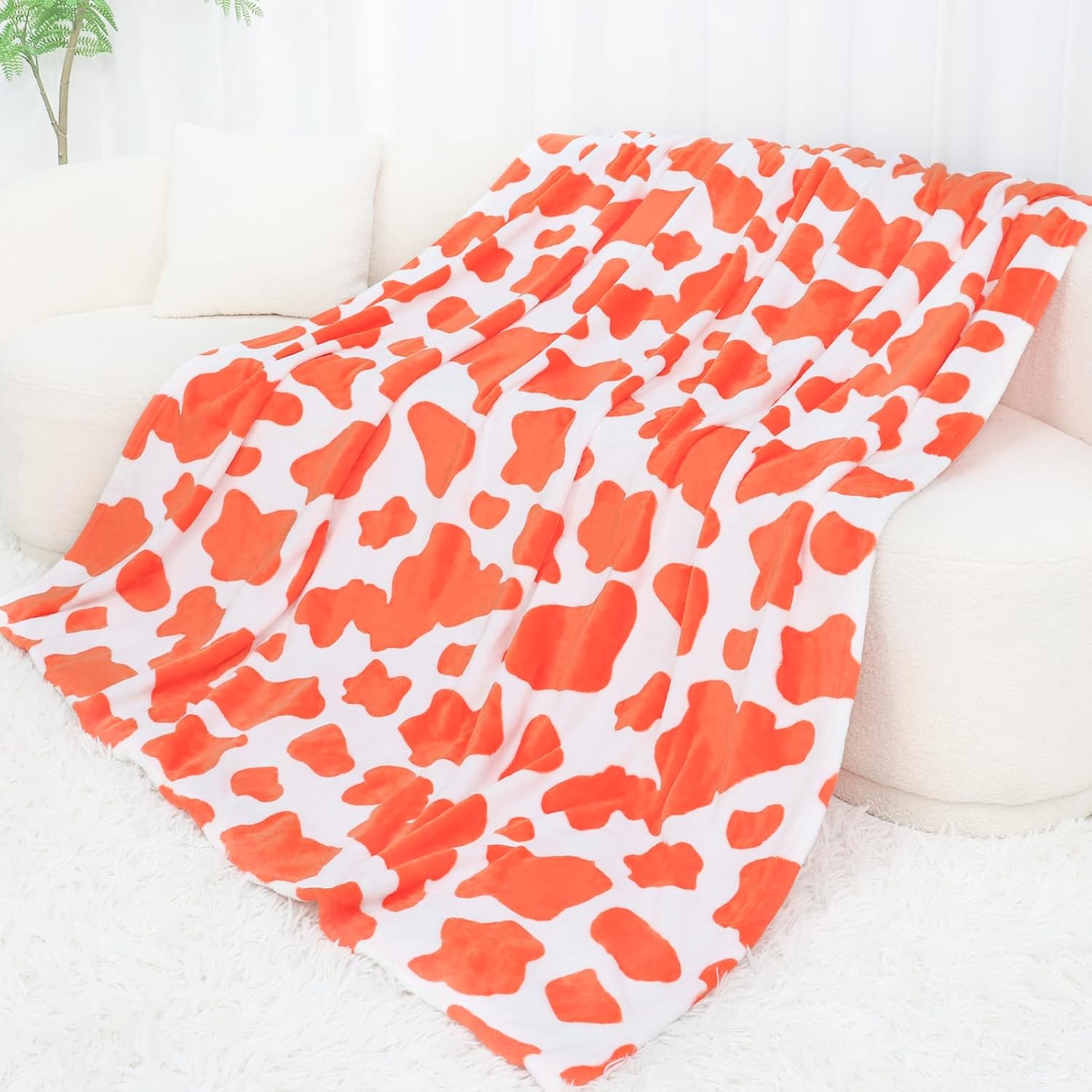 SEEGU Orange Throw Blanket Twin Size - Soft Fuzzy Fleece