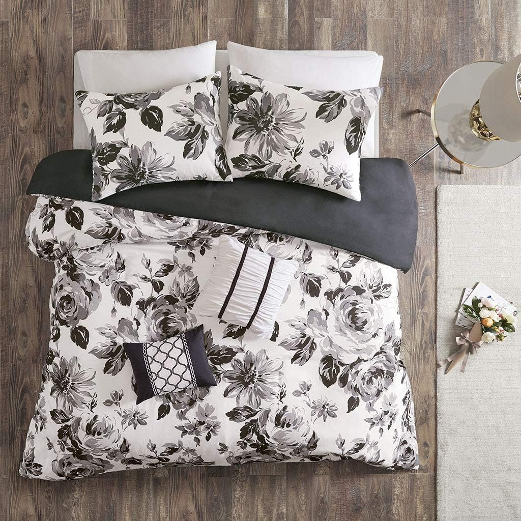 Urban Habitat Kids Intelligent Design Dorsey Duvet Cover Reversible BlackWhite QueenFull