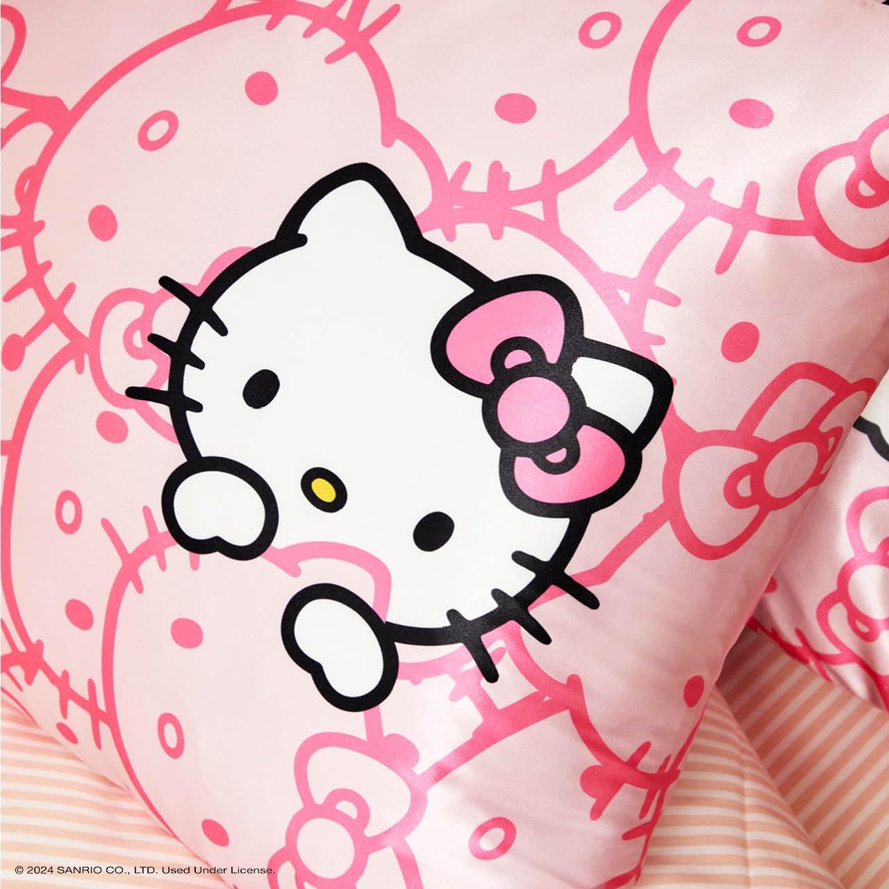 Kitsch x Hello Kitty Pink Kitty Faces Satin Pillowcase