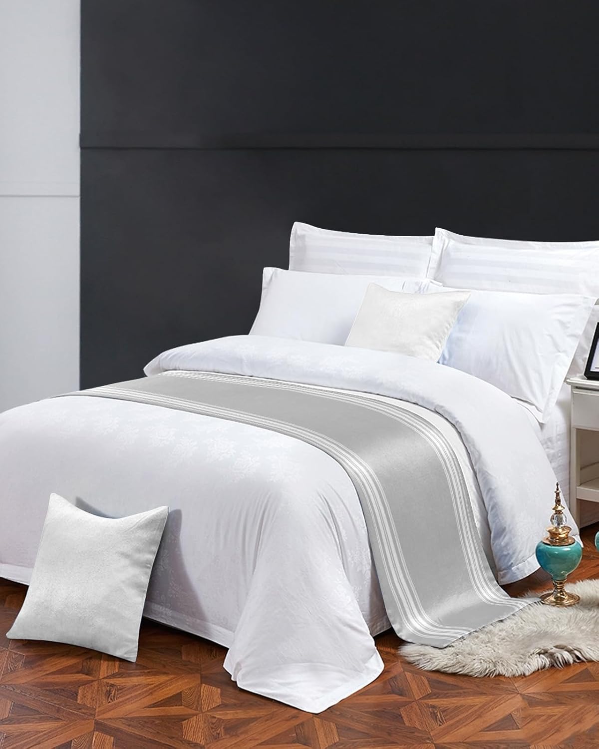 Ldtrchee Bed Runner King Size Satin Grey Striped