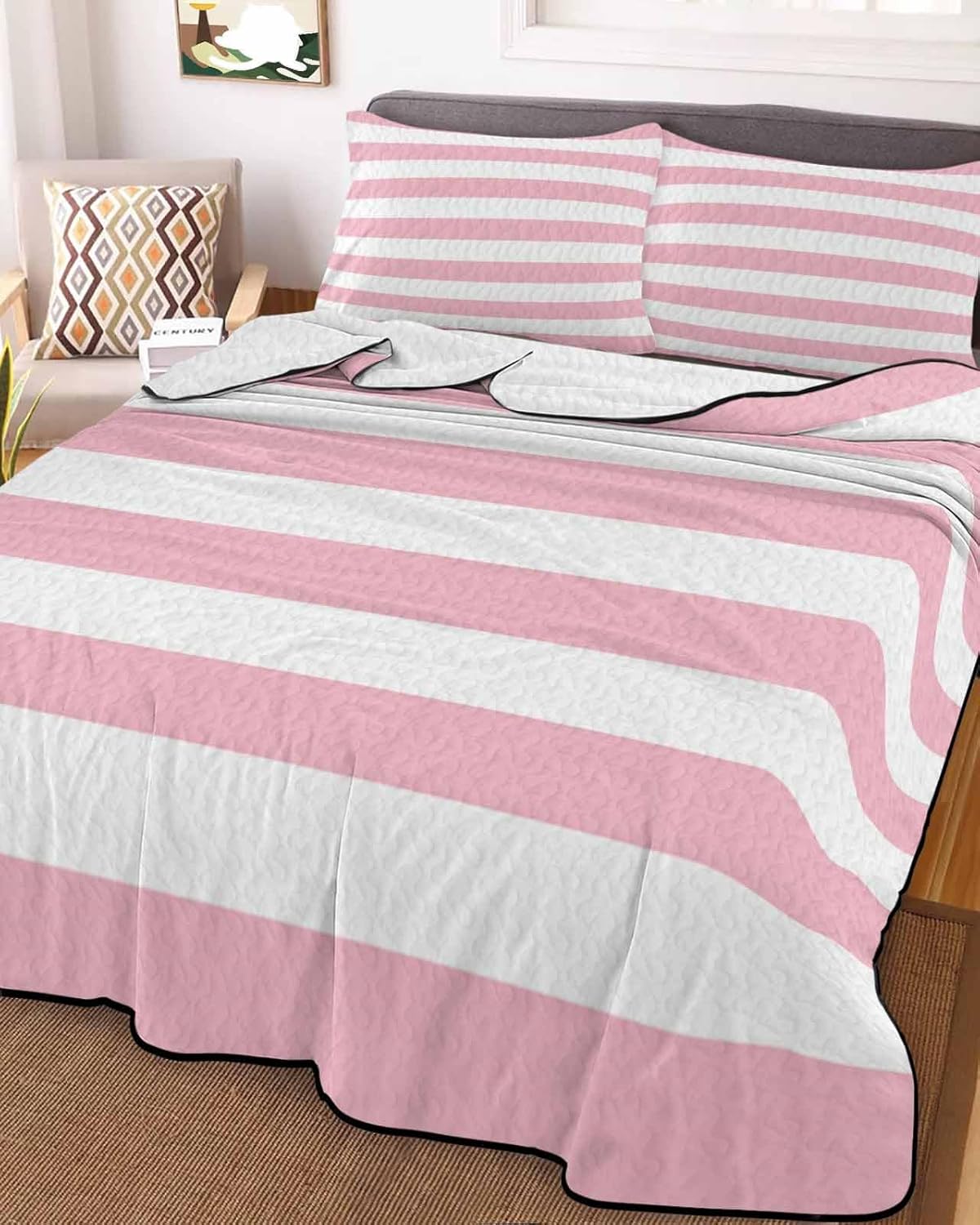 TocaHome Summer Quilt Twin XL 68x98 Inch Set with 2 Pillowcases 1