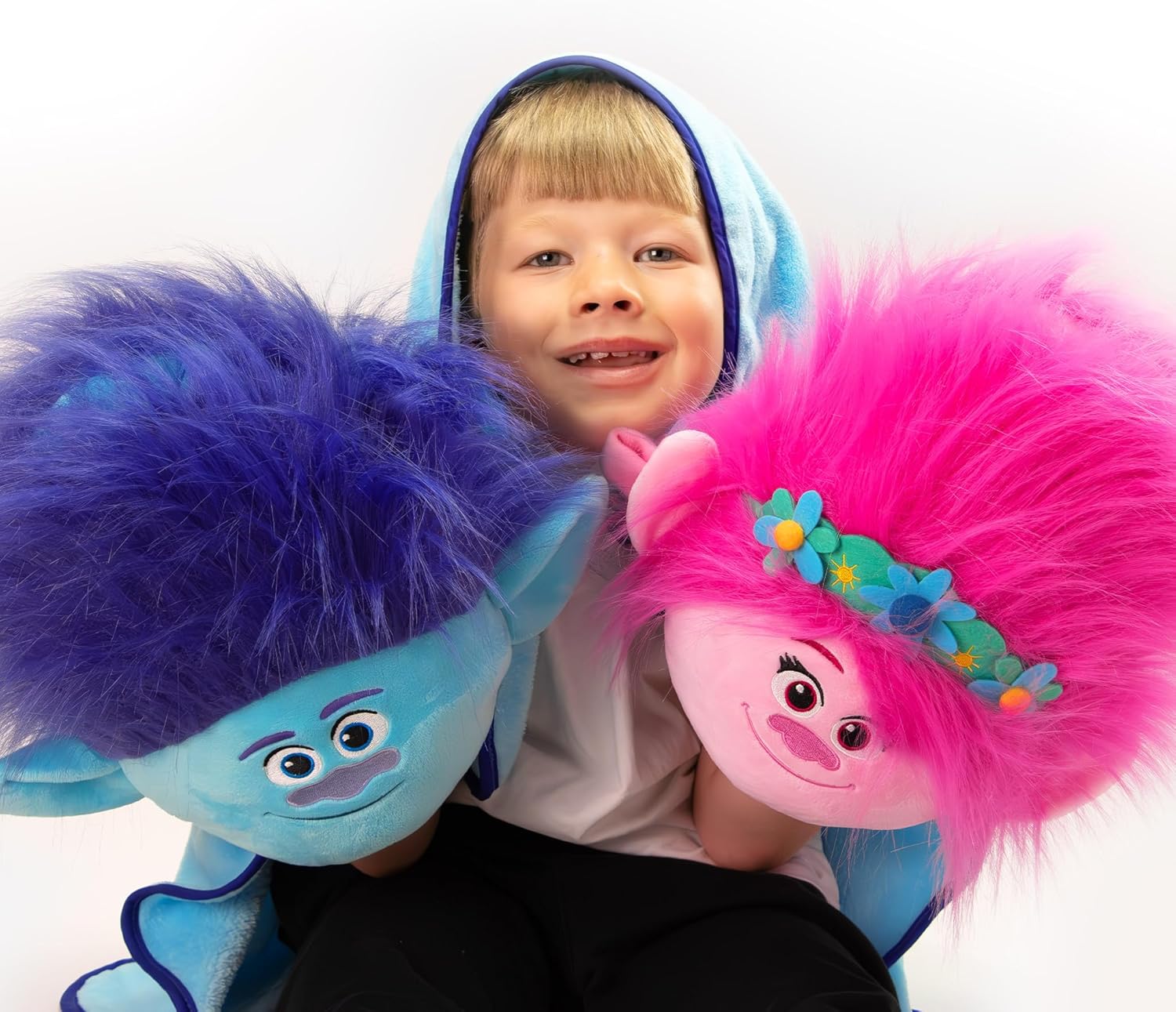 DREAMWORKS TROLLS Armrest Buddy Travel Pillow with Blanket - Queen Poppy 13
