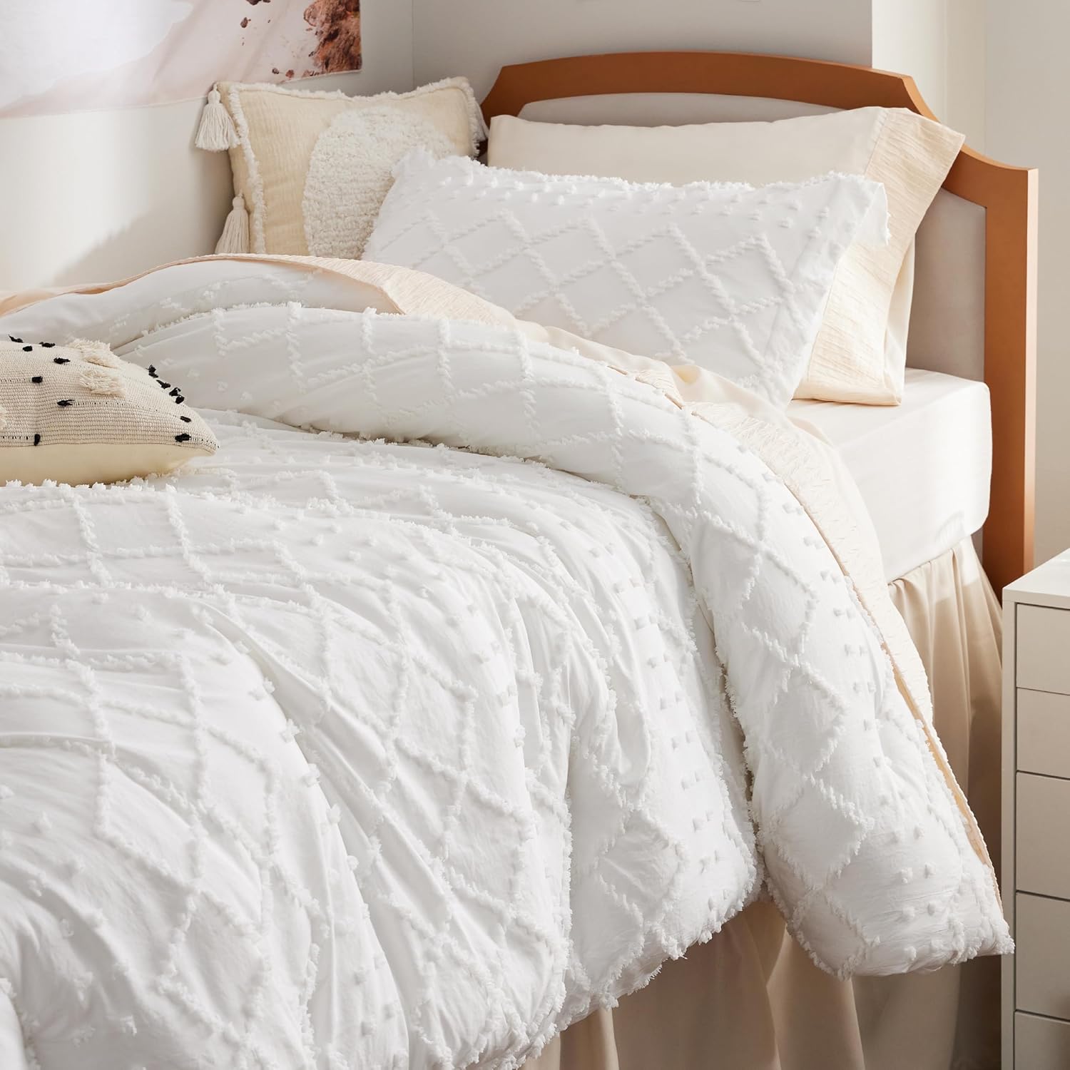 Bedsure Twin Comforter Set - White Boho with Pillow Sham