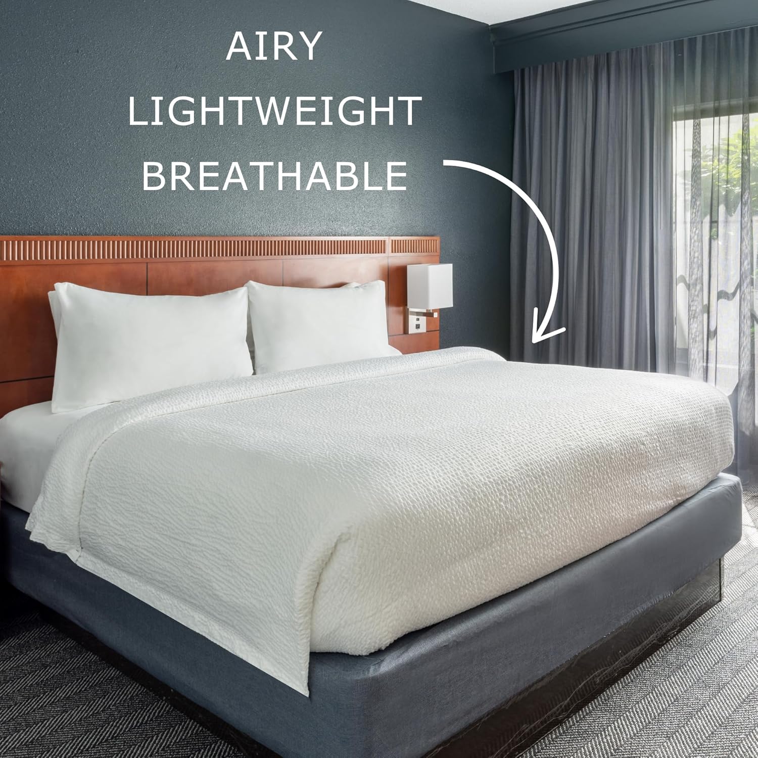 Courtyard by Marriott Textured Coverlet - White Queen