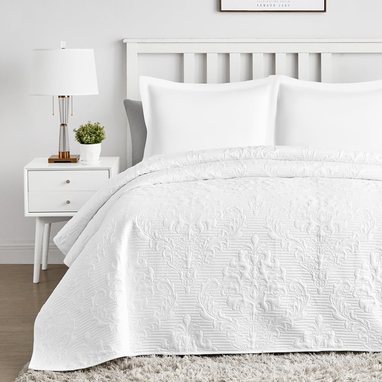 Hansleep White Quilt Queen Set - 3 Piece Damask Coverlet Bedding