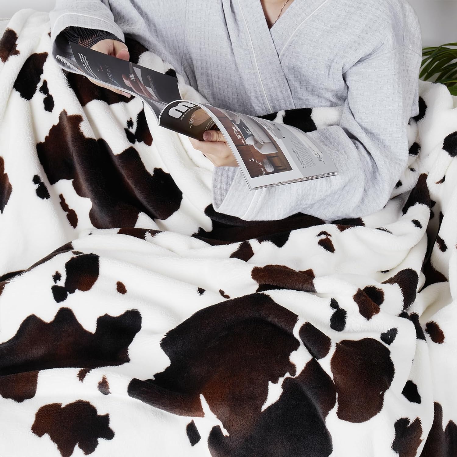 Cozy Bliss Cow Print Throw Blanket 50x60 Non Shedding Warm Super Soft 330GSM