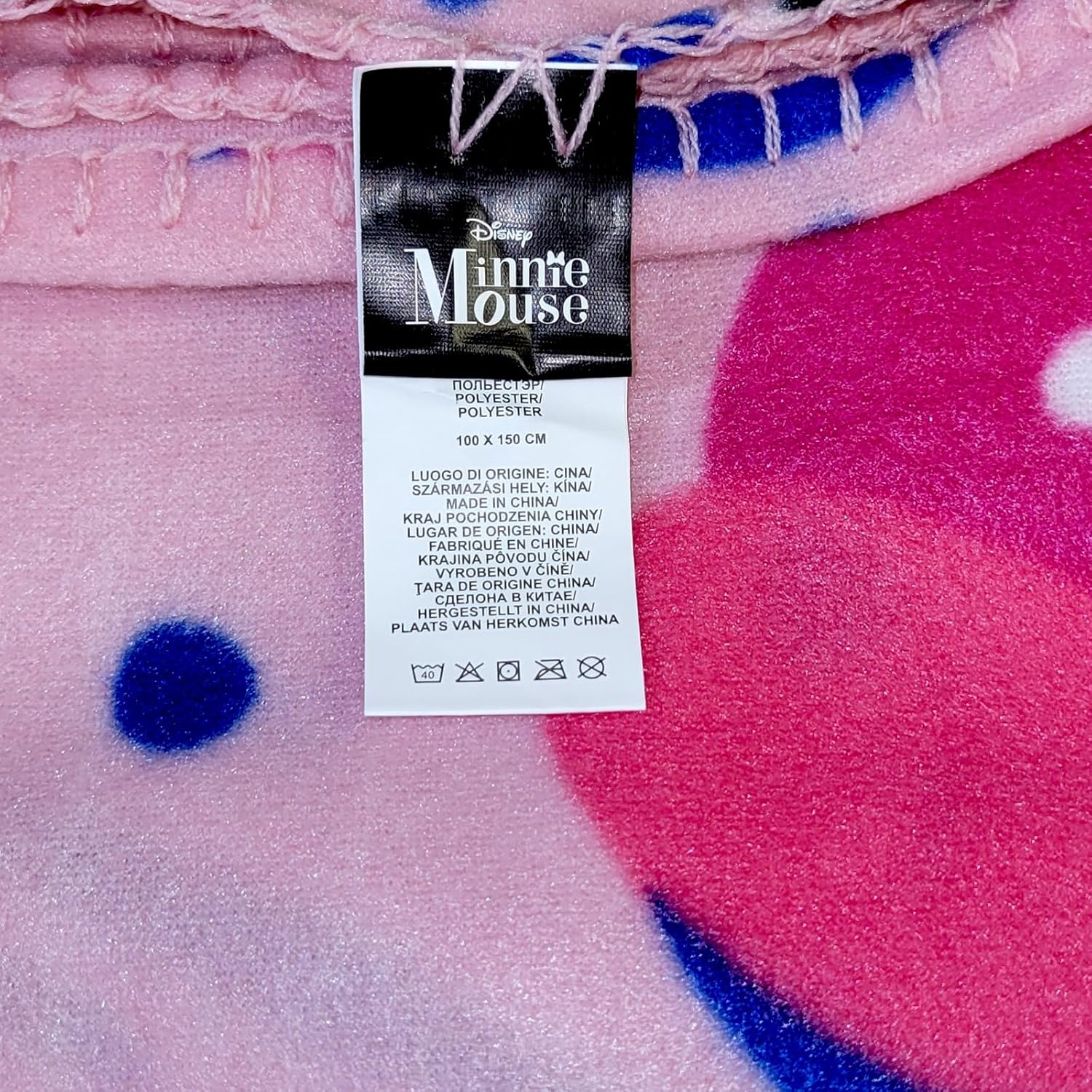 Disney Minnie Mouse Cozy Throw Blanket