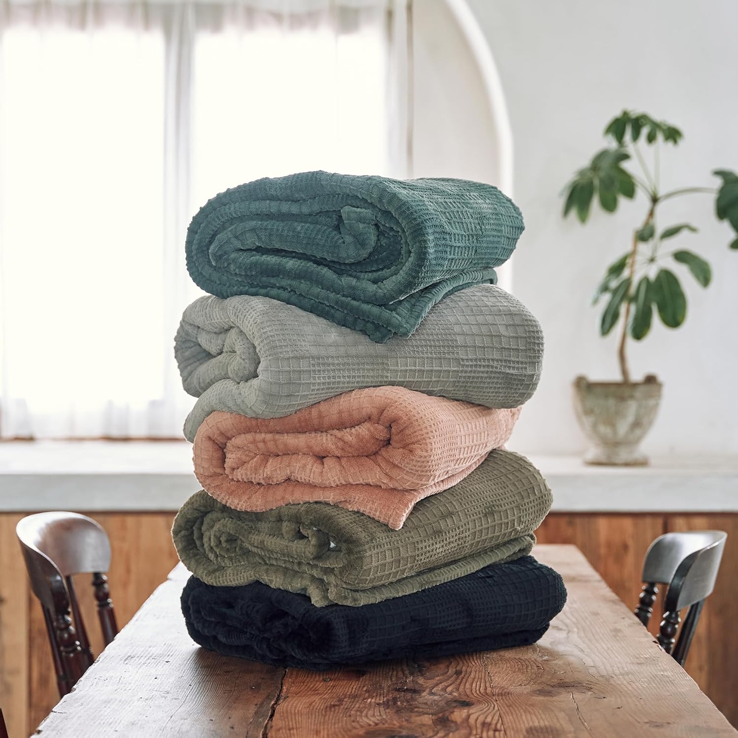Texciting Fog Rose Heated Blanket 50x60
