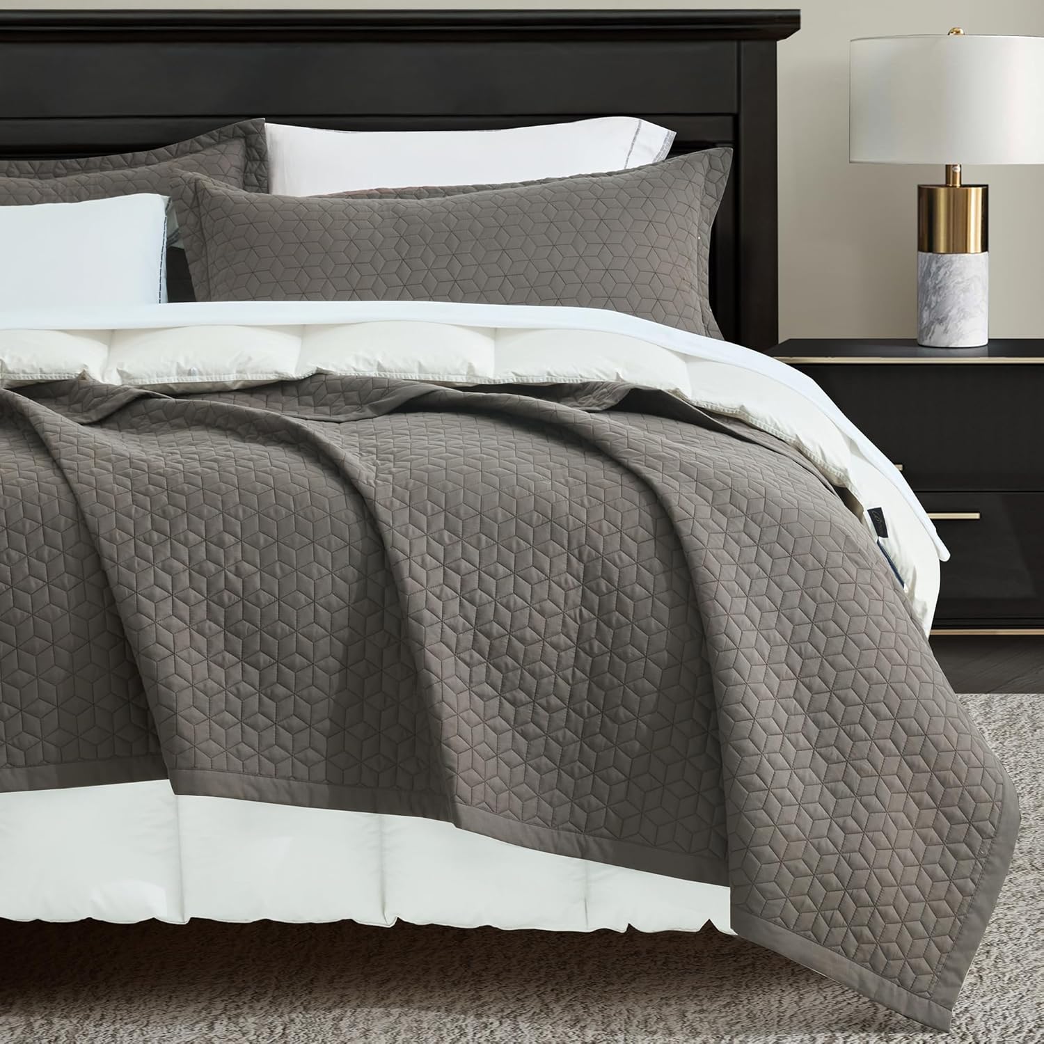 Blythease Oversized King Bedspread 128x120 Brown