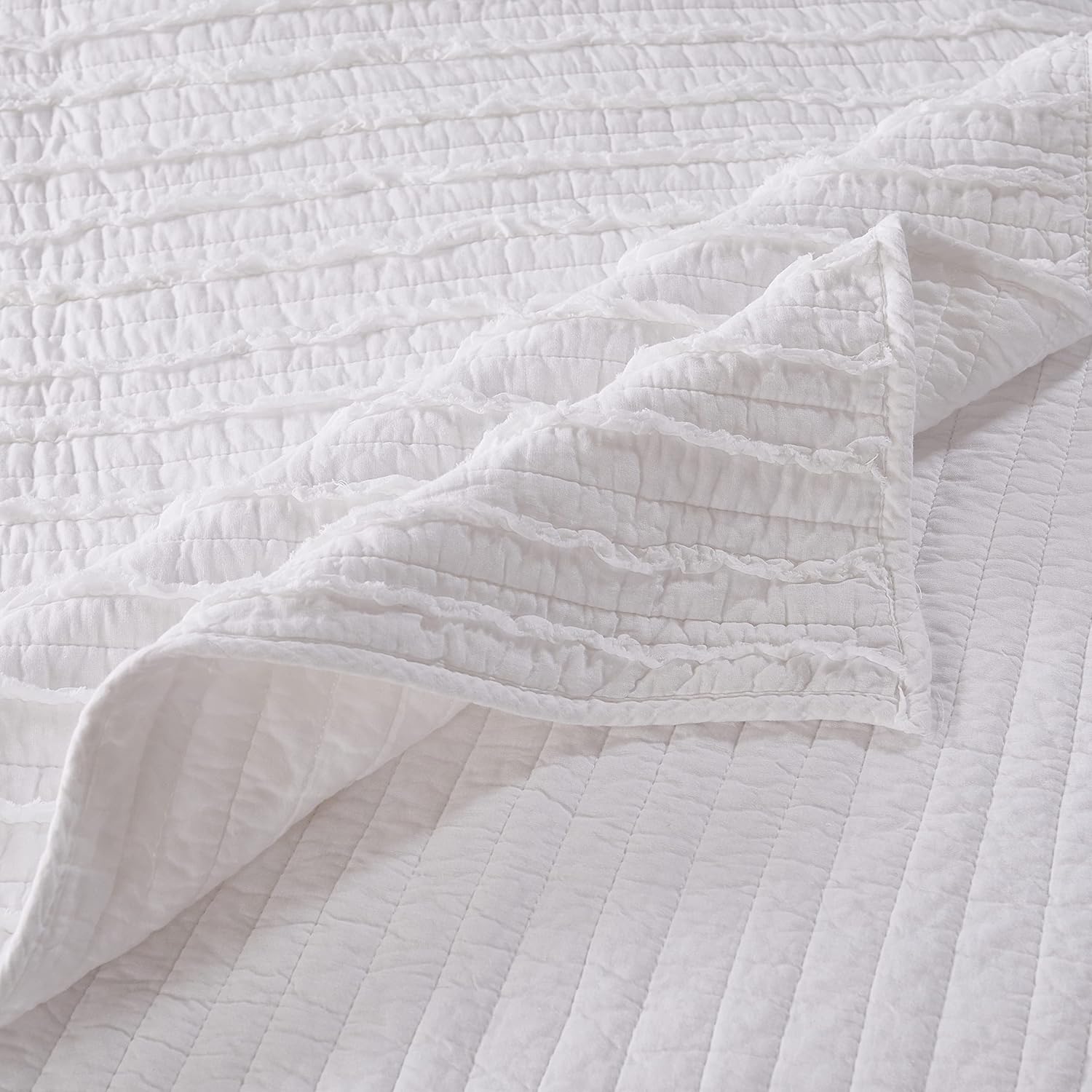Greenland Home Ruffled White Cotton Quilt Set - 2 Piece TwinXL