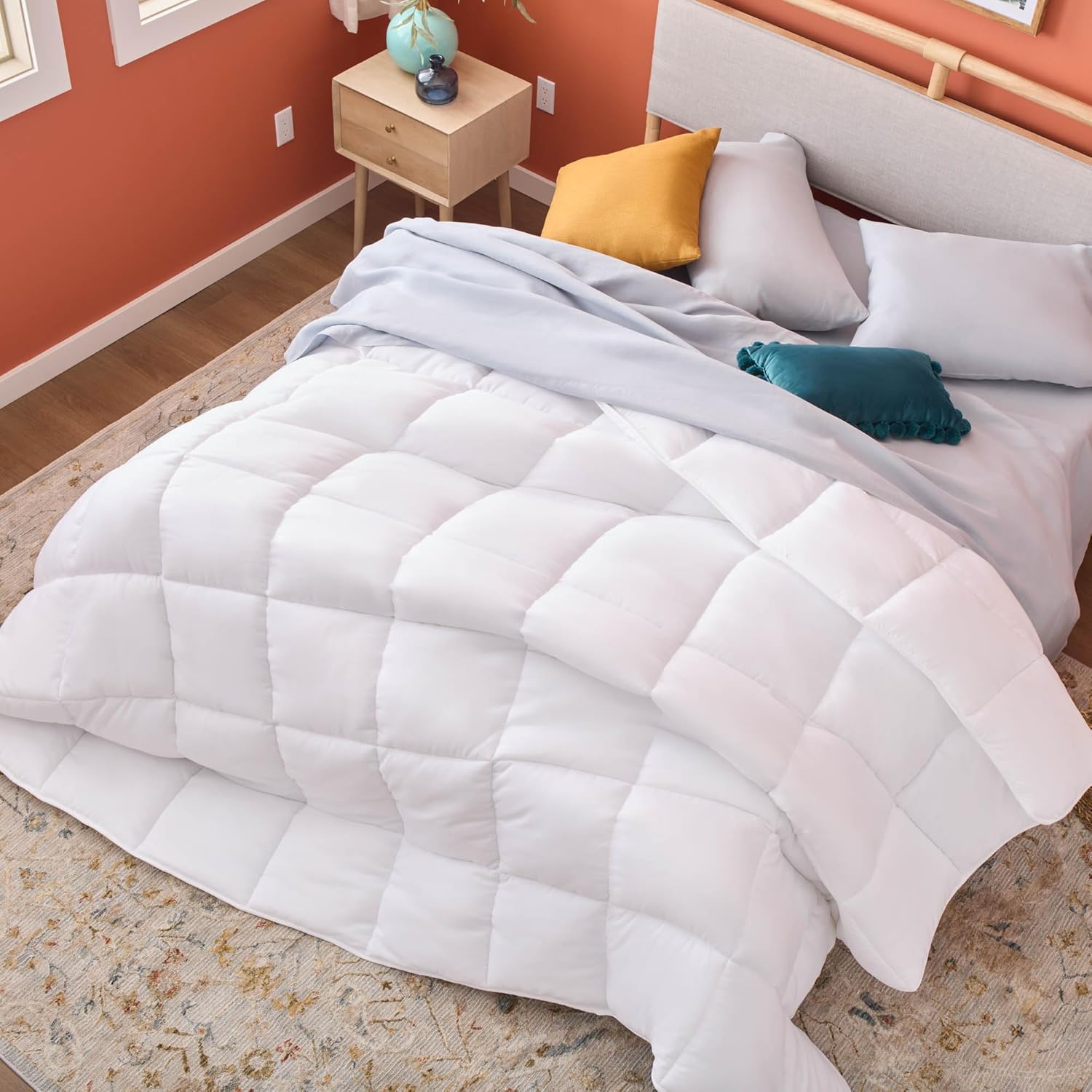 LINENSPA White Down Alternative Comforter and Duvet Insert Queen