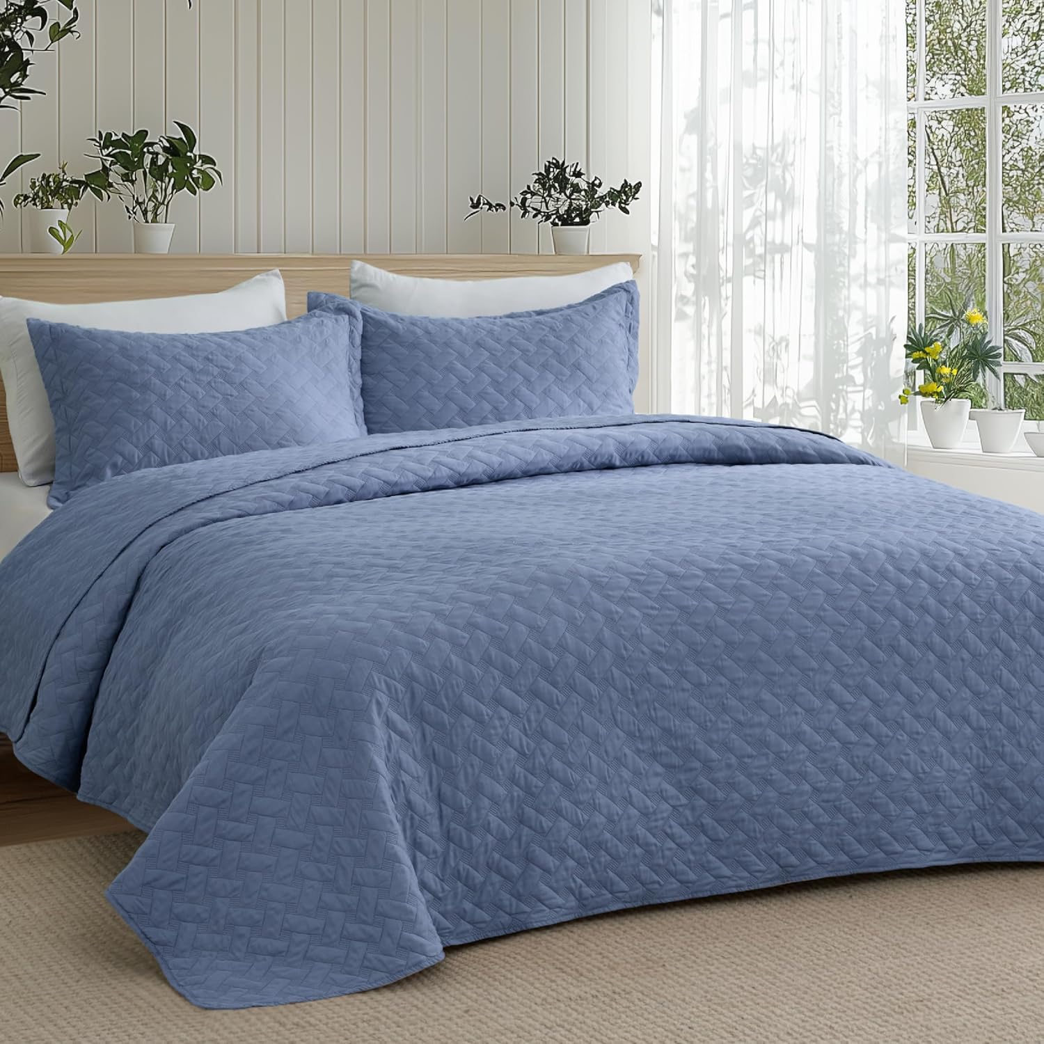 Bedsure Queen Quilt - Lightweight Bedspread with Mineral Blue Basket Weave Pattern Soft Durable