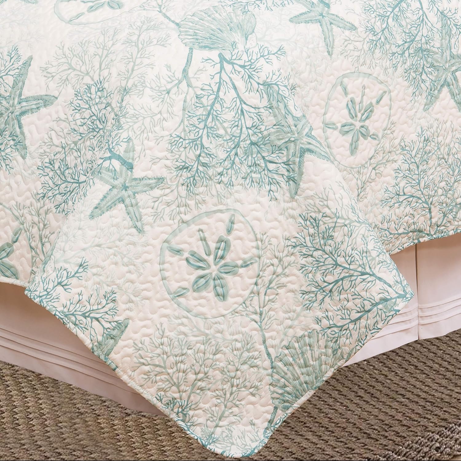 CF Home Ocean Treasures Reversible Quilt Set