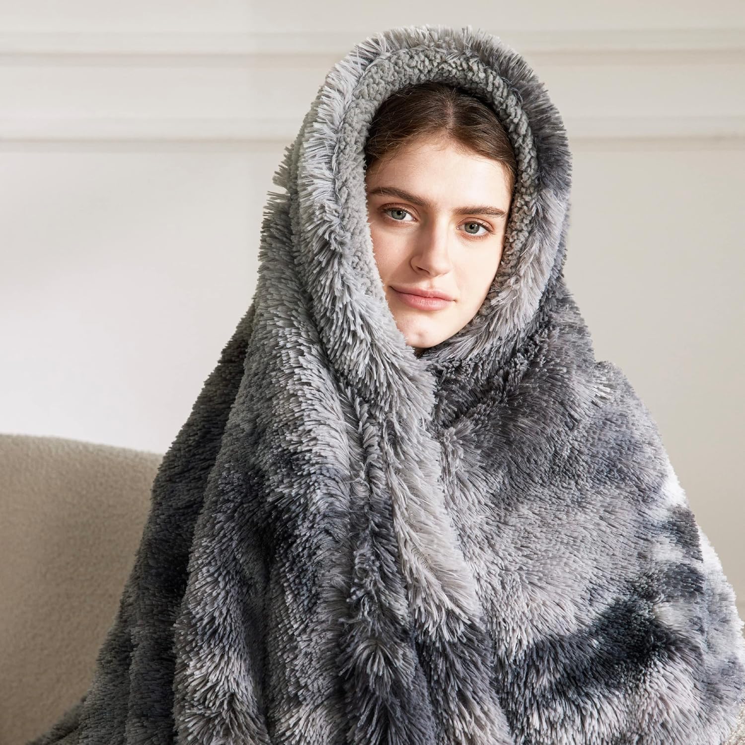 Bedsure Fuzzy Sherpa Faux Fur Twin Blanket Tie Dye Grey Cozy Gift