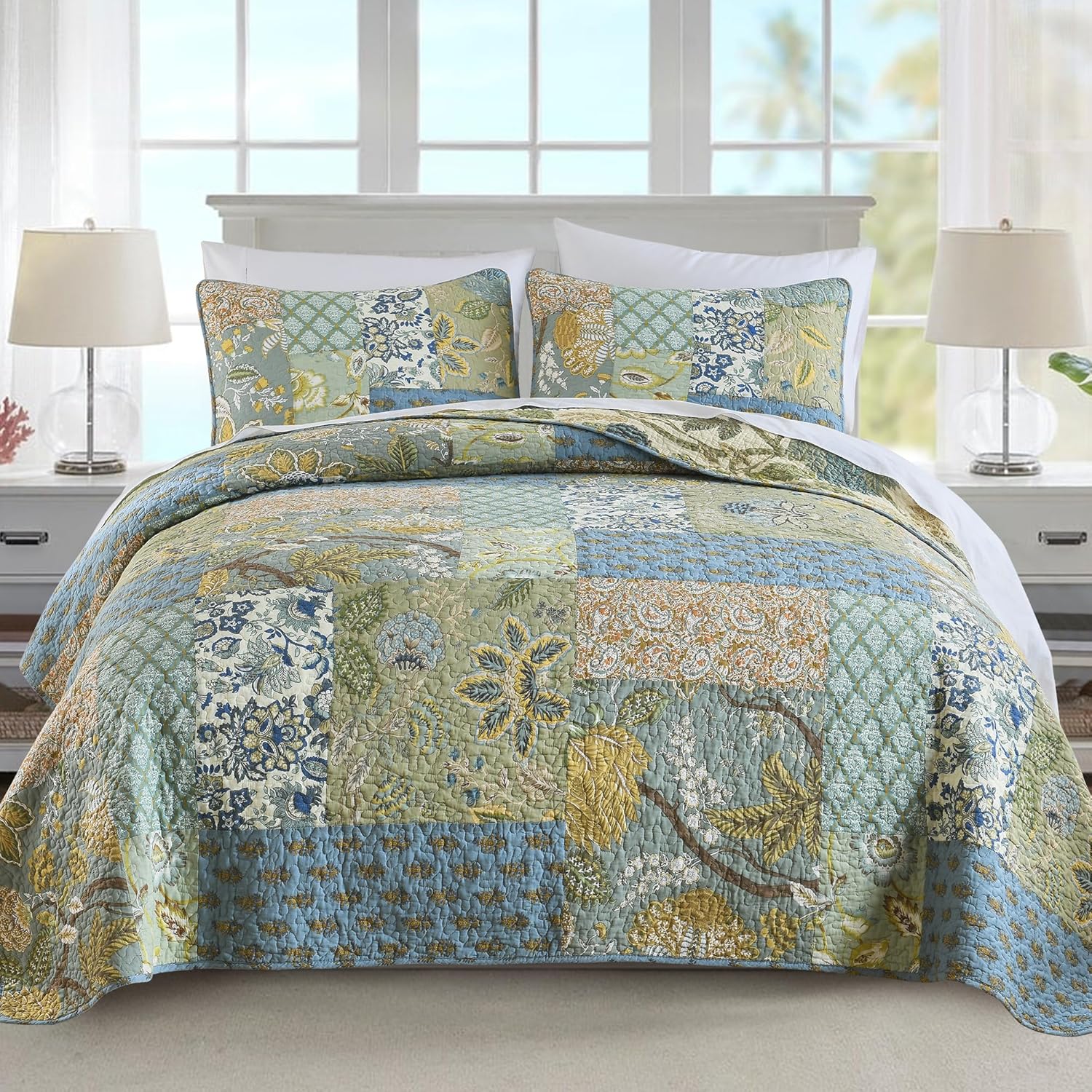 NEWLAKE California King Quilt Set with Patchwork Design