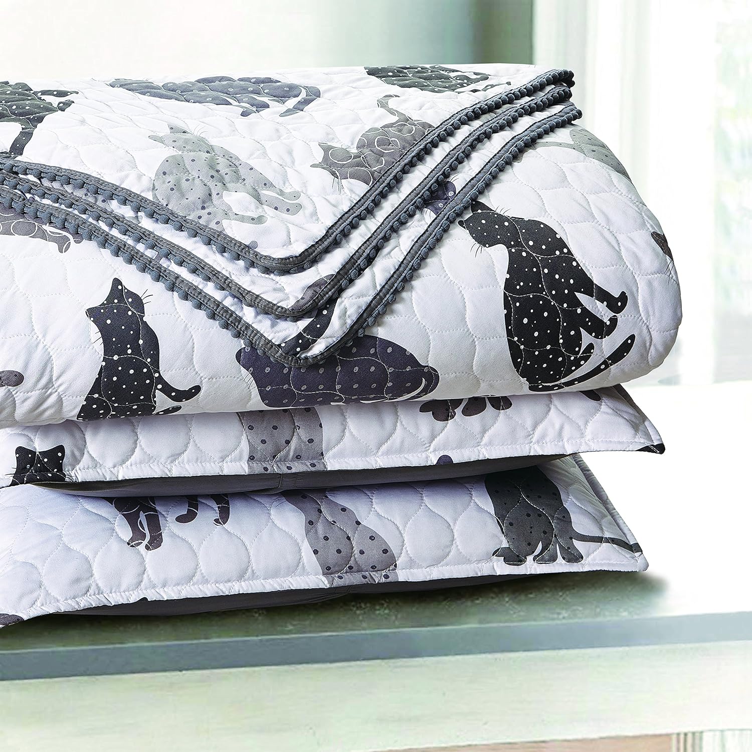 Grey Cats Pom Pom Trimmed Quilt Set 3-Piece